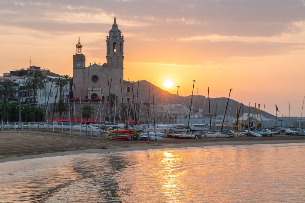 Sitges reinforces its commitment to sustainable tourism with the renewal of its Biosphere Gold Destination certification. 