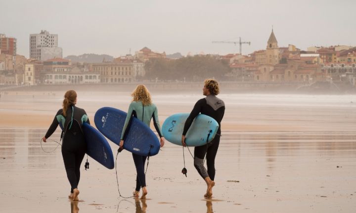 Gijón/Xixón strengthens its commitment to sustainability by renewing its Biosphere Gold certification. A benchmark in responsible tourism.