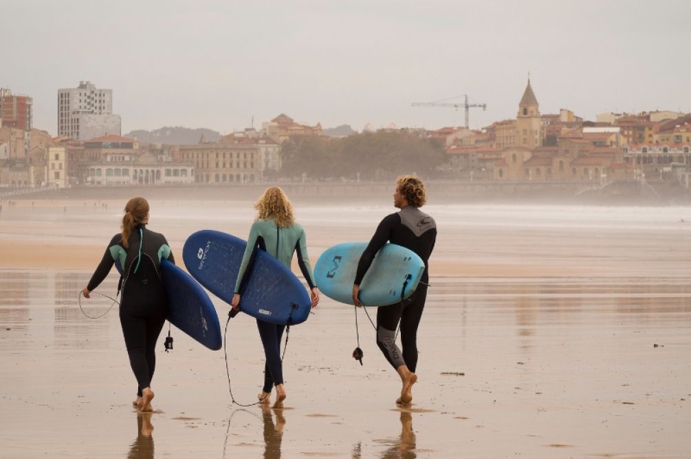Gijón/Xixón strengthens its commitment to sustainability by renewing its Biosphere Gold certification. A benchmark in responsible tourism.