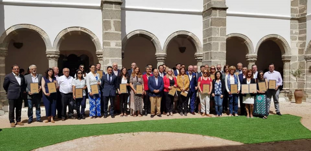 Certificado Biosphere Hotel otorgado a 39 unidades hoteleras en la región de Alentejo por la Secretaria de Estado de Turismo de Portugal, Ana Mendes Godinho.