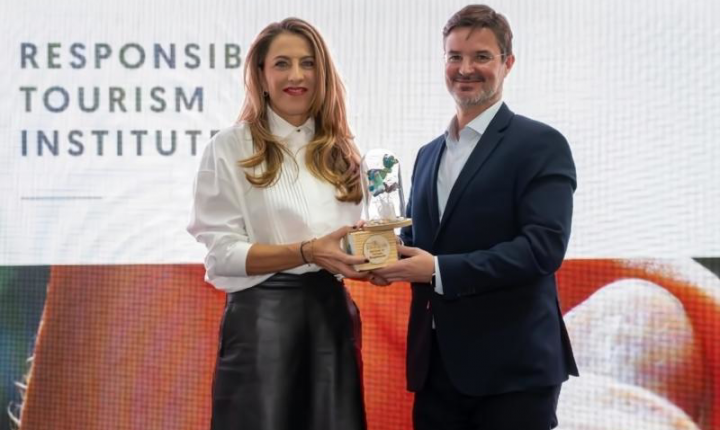 Entrega del premio Los + Ecoístas al Instituto de Turismo Responsable en FITUR 2026.
