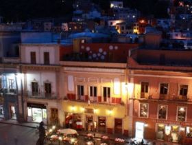 Hotel de la Paz