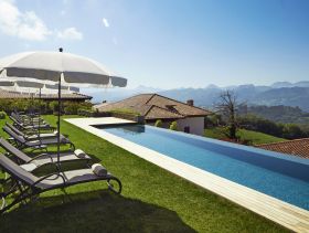 Puebloastur EcoResort